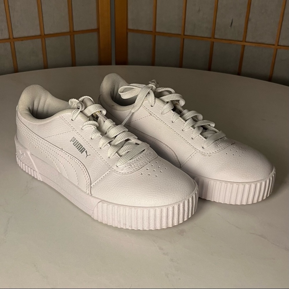 Puma Carina women’s sneaker